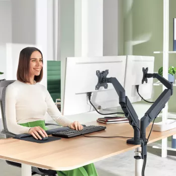 Suporte de monitor duplo Leitz Ergo poupa-espaço, 9 kg, 43,2 cm (17 polegadas), 81,3 cm (32 polegadas), 75 x 100 mm, altura ajustável, cinzento