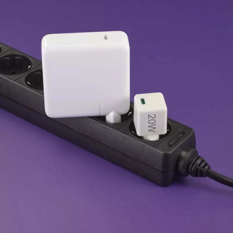 Carregador de interior Hama 00201980 carregamento rápido branco USB Type-C