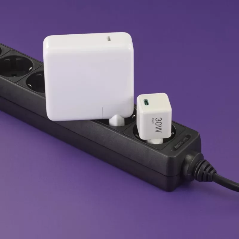 Carregador móvel Hama 00201982 smartphone, tablet branco AC carregamento rápido interior
