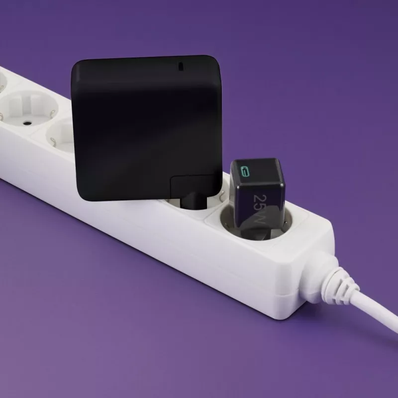 Hama 00201985 Carregador para dispositivos móveis smartphone preto carregamento rápido AC interior