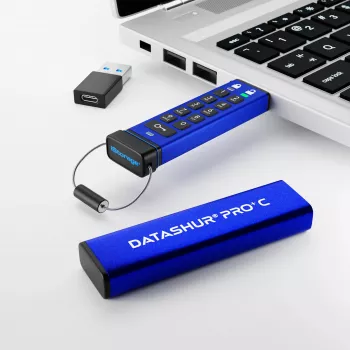 iStorage datAshur PRO+C 128GB | Certificado FIPS 140-3 Nível 3 | Unidade USB Type-C segura | Encriptação de hardware AES-XTS 256 bits | Protegida por PIN | Adaptador Type-C para A incluído