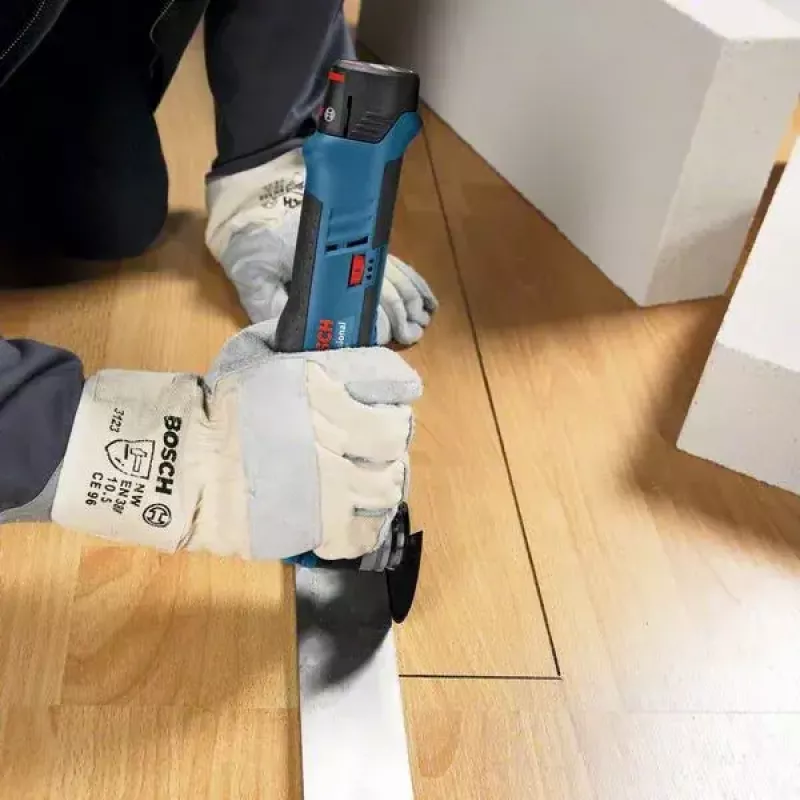 Ferramenta multifunções Bosch GOP 12V-28 Professional