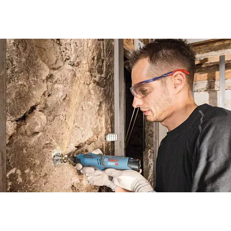 Bosch GRO 10.8 V-LI Professional Ferramenta rotativa sem fios, pinça de 3,2 mm, 2 baterias