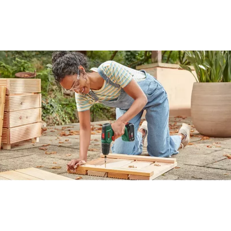 Bosch EasyDrill 18V-40 1630 RPM sem chave 1,3 kg preto, verde