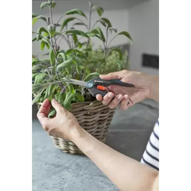 Tesoura de jardim de bypass Gardena 12212-36 azul-cinzento punho de plástico