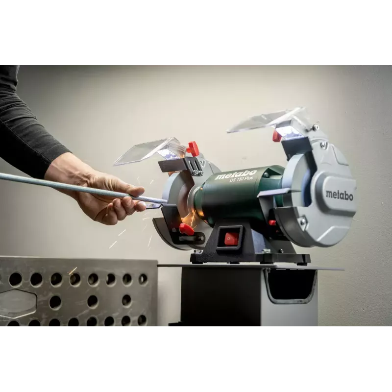 Rebarbadora de bancada Metabo DS 200 Plus 2980 rpm 600 W