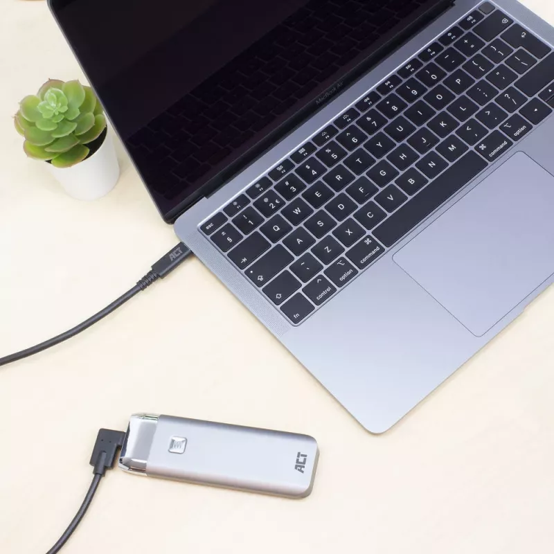 Cabo angular ACT USB 3.0 USB-C 2 metros 5 Gbit/s preto