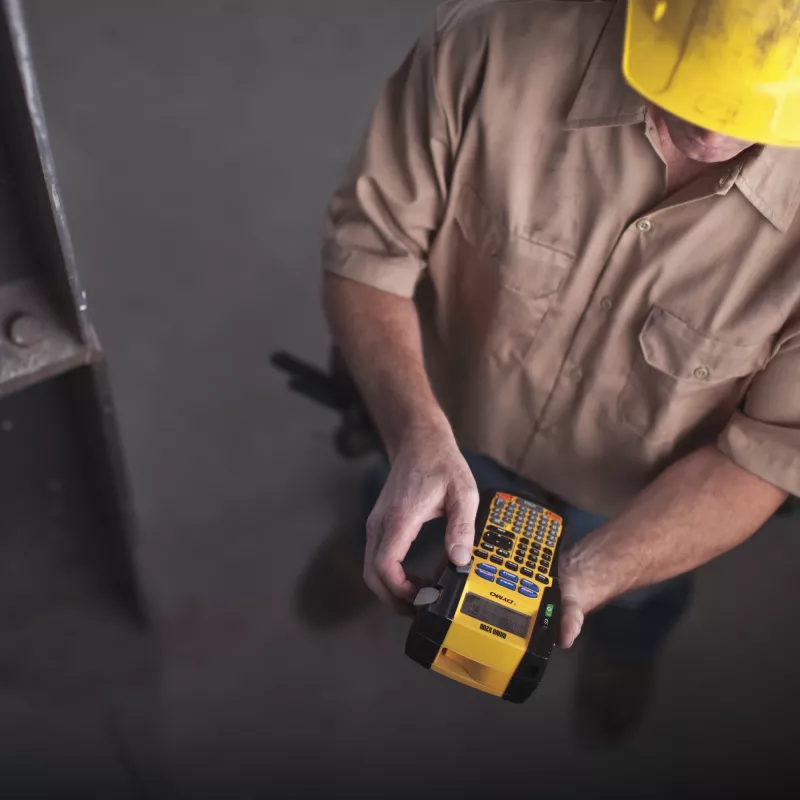 Impressora de etiquetas industriais DYMO RHINO 5200 | Etiquetadora com mala | Teclas de acesso rápido que poupam tempo | Impressão rápida | Impressora de etiquetas robusta para estaleiros e tarefas de etiquetagem exigentes | Ficha UK