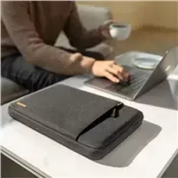 Capa de proteção tomtoc TOM-A13-E01D para MacBook Pro MacBook Air 15–16 inch, preta