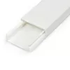 StarTech.com Canal de cabos sólido com fita adesiva e cobertura, 32 mm L x 11 mm A – 1 m de comprimento, PVC ocultação de cabos de rede/alimentação/canal de parede, máx. 12 cabos, listado UL
