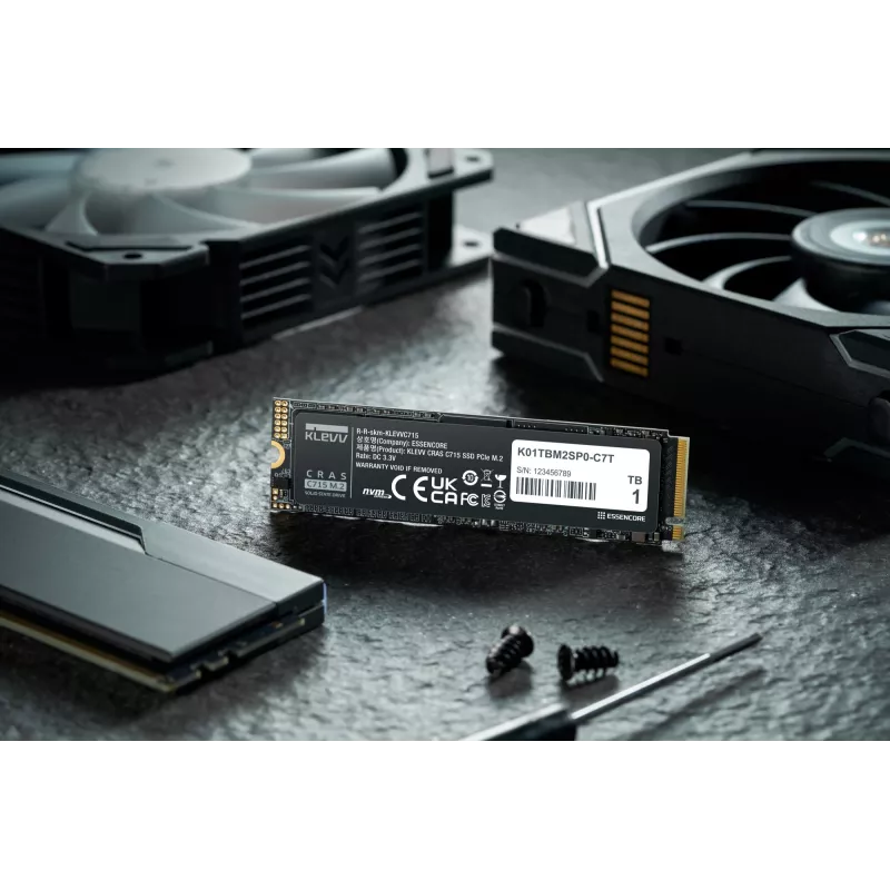 Unidade SSD KLEVV 1 TB M.2 2280 PCIe Gen3 NVMe K01TBM2SP0-C7T