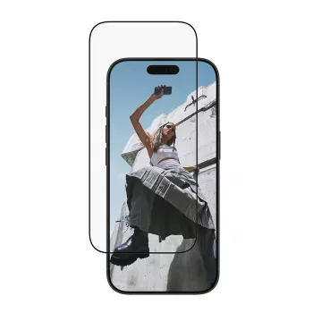 Proteção de ecrã PanzerGlass SAFE. by ® com moldura preta iPhone 17 | 16 Pro | Ultra-Wide Fit com EasyAligner