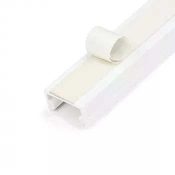 StarTech.com Canal de cabos sólido com fita adesiva e tampa, 19 mm L x 11 mm A – 1 m de comprimento, PVC ocultação de cabos de rede/alimentação/canal de parede, máx. 6 cabos, listado UL