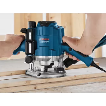 Bosch GOF 1250 CE preto, azul 24000 U/min 1250 W
