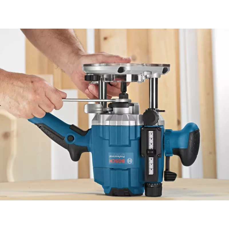Bosch GOF 1250 CE preto, azul 24000 U/min 1250 W
