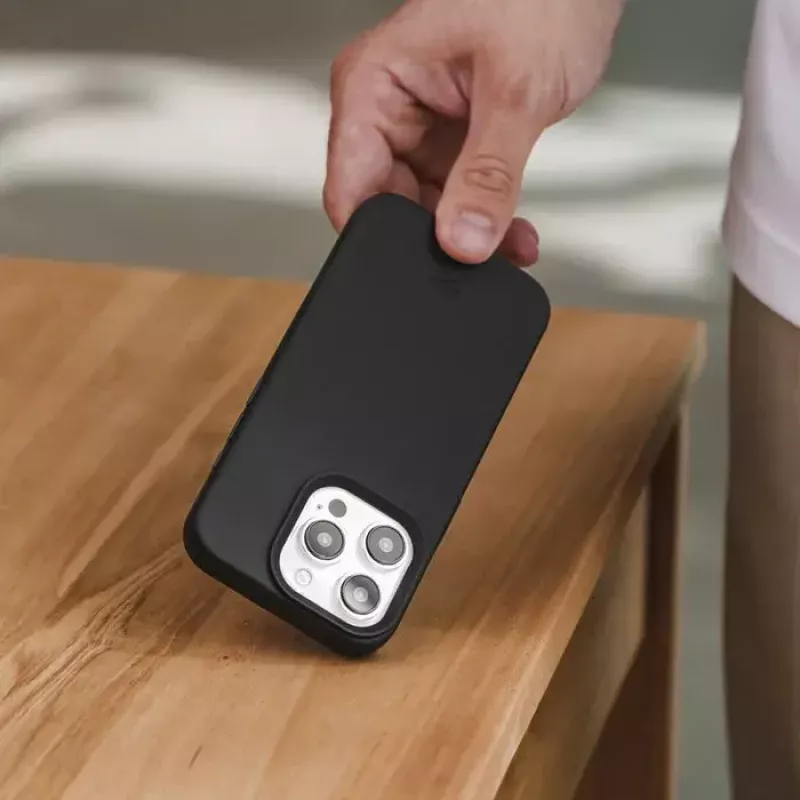 Woodcessories Bio Case capa para telemóvel preta para iPhone 15 Plus