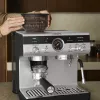 Máquina de café expresso KRUPS XP801T semiautomática com moinho integrado, depósito de água de 3 litros, saída para 2 chávenas, preto/aço inoxidável