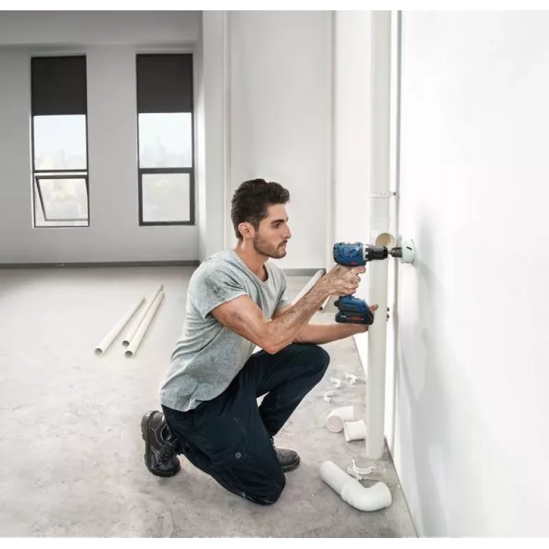 Bosch GSR 18V-65 Professional 2100 rpm chave 1,06 kg preto, azul