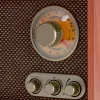 Rádio portátil Adler AD 1171 – AM/FM, 10 W RMS, Bluetooth, antena externa, bronze, 290×200×172 mm