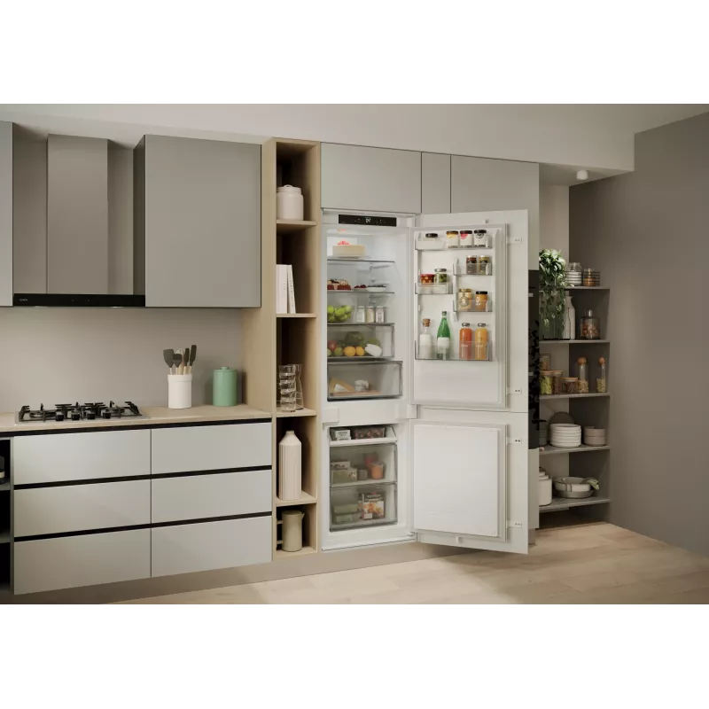 Frigorífico encastrado Candy CNBQT3518E 251 L