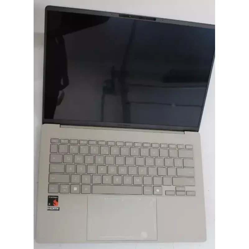 Portátil ASUS Zenbook A14 UX3407QA-QD202W — 14 polegadas OLED WUXGA (1920×1200), 16GB LPDDR5X, 512GB SSD, Windows 11 Home, 802.11ax, Bluetooth 5.3