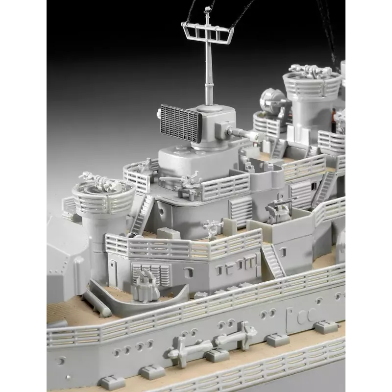 Modelo de navio de guerra Revell Bismarck kit 1:350