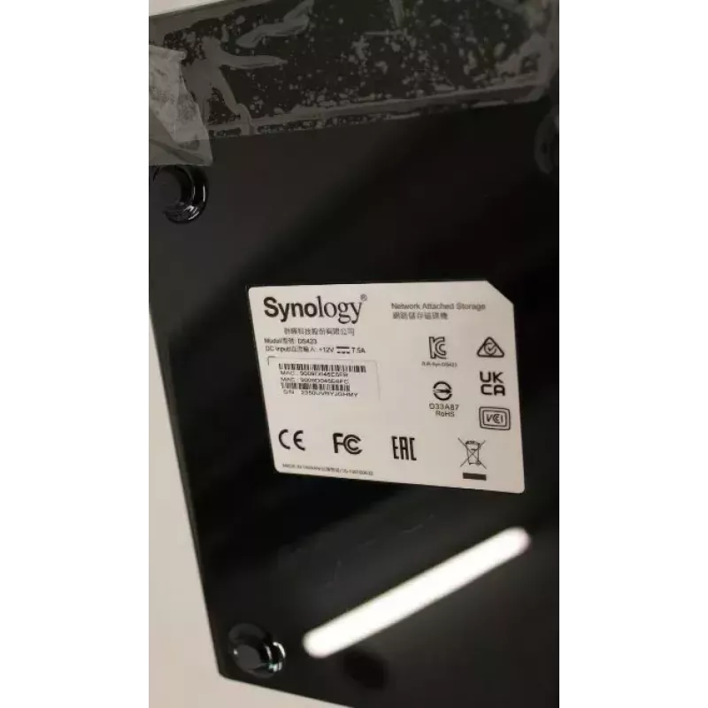 NAS torre SYNOLOGY DS423 — Realtek RTD1619B 1,7 GHz, 2 GB DDR4, 4 x 3,5 polegadas hot-swap, 2x1GbE, 2xUSB3.2, RAID