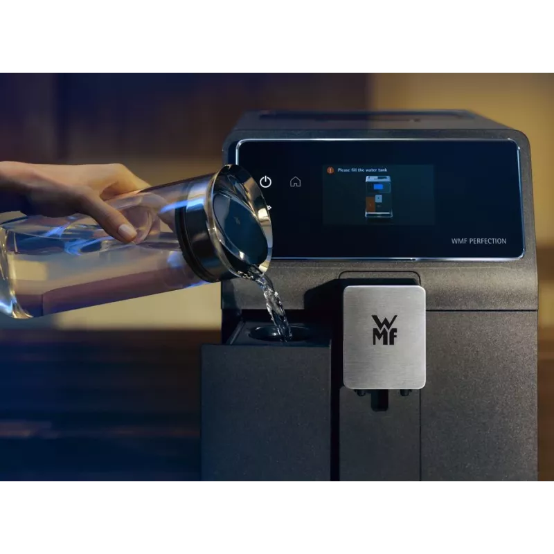 Máquina de café expresso automática WMF Perfection 840L 2 L