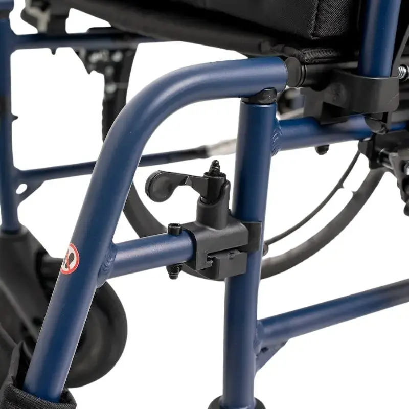 Cadeira de rodas MDH NAVY1 alumínio leve, assento 43×42 cm, carga máxima 120 kg, dobrável, 14,4 kg