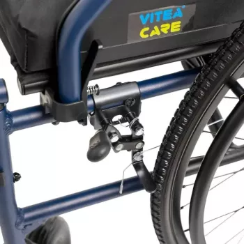 Cadeira de rodas leve de alumínio MDH NAVY1 – estrutura de alumínio, assento 46×42 cm, peso máx. do utilizador 120 kg, dobrável, 14,7 kg