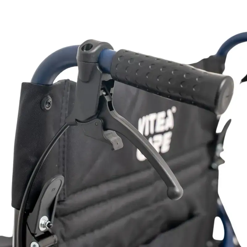 Cadeira de rodas leve de alumínio MDH NAVY1 – estrutura de alumínio, assento 46×42 cm, peso máx. do utilizador 120 kg, dobrável, 14,7 kg