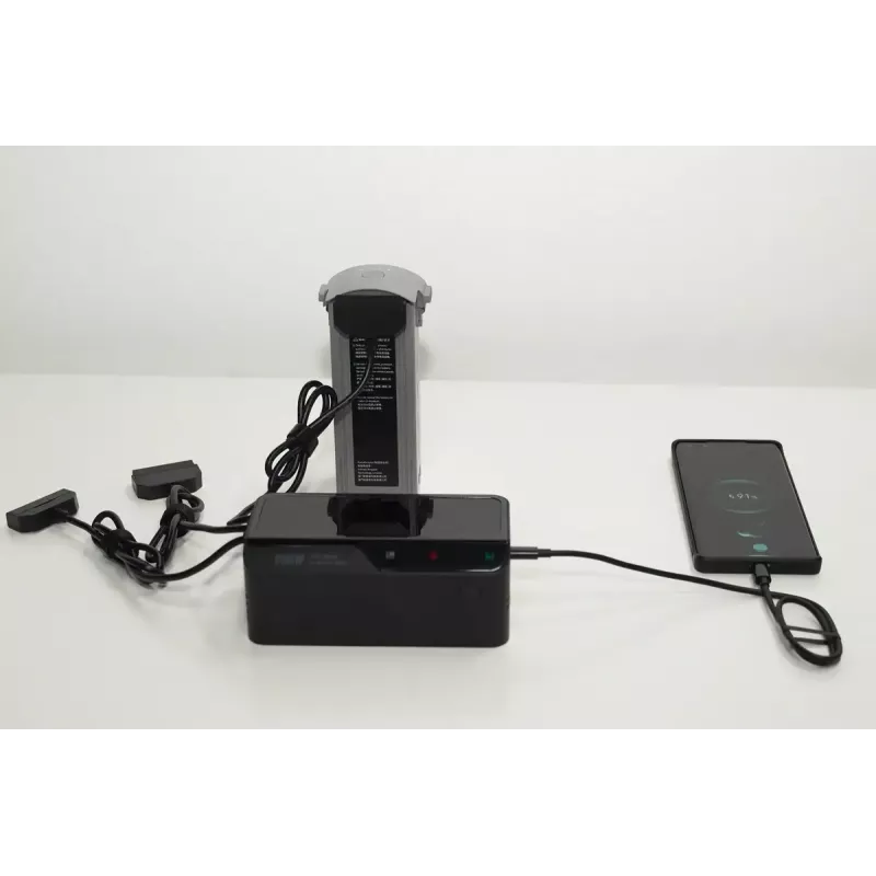 Carregador Autel multi-carregador para série EVO Max modelo 102002545 — 3 baterias, USB-C, potência de carregamento 120 W, entrada 100–240 V