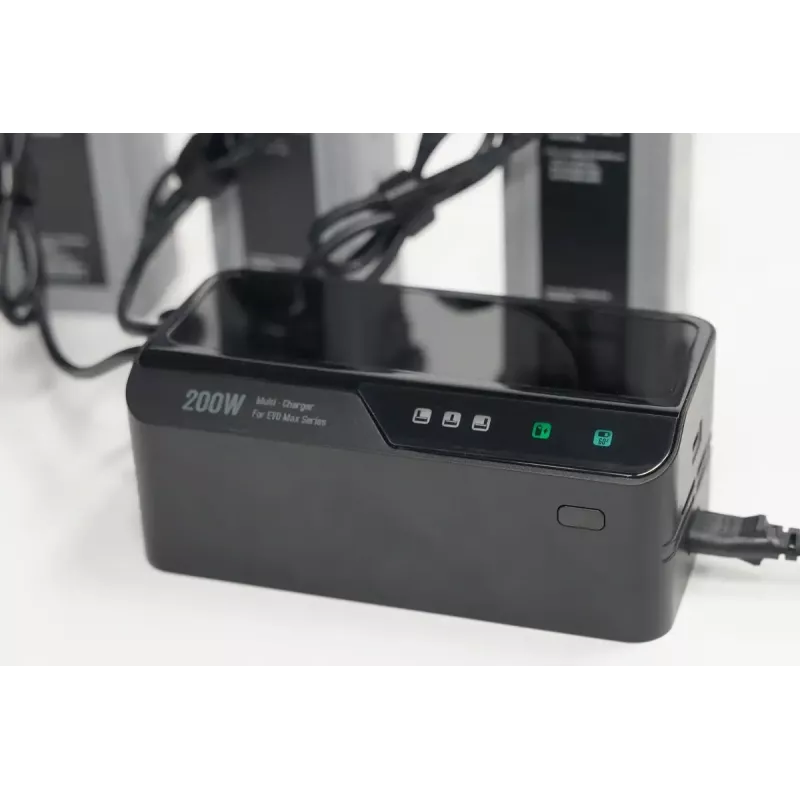 Carregador Autel multi-carregador para série EVO Max modelo 102002545 — 3 baterias, USB-C, potência de carregamento 120 W, entrada 100–240 V