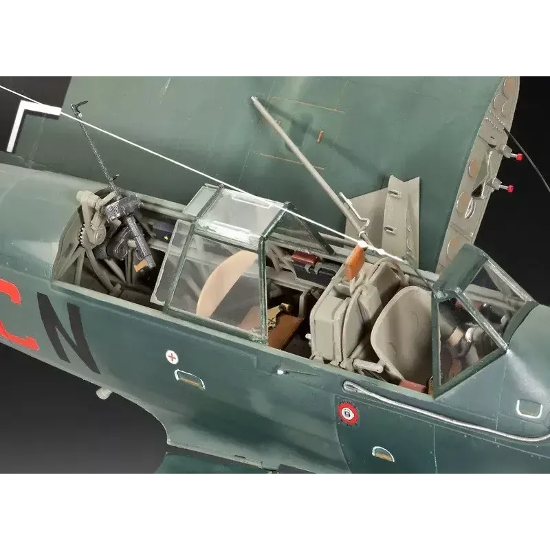 Maquete em plástico REVELL ARADO AR 196A-3 hidroavião à escala 1:32