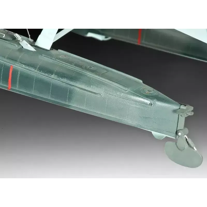 Maquete em plástico REVELL ARADO AR 196A-3 hidroavião à escala 1:32
