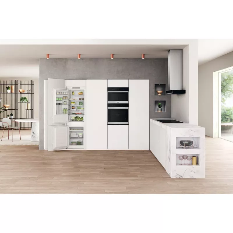 Frigorífico encastrável Whirlpool WHC18 T322 250 L