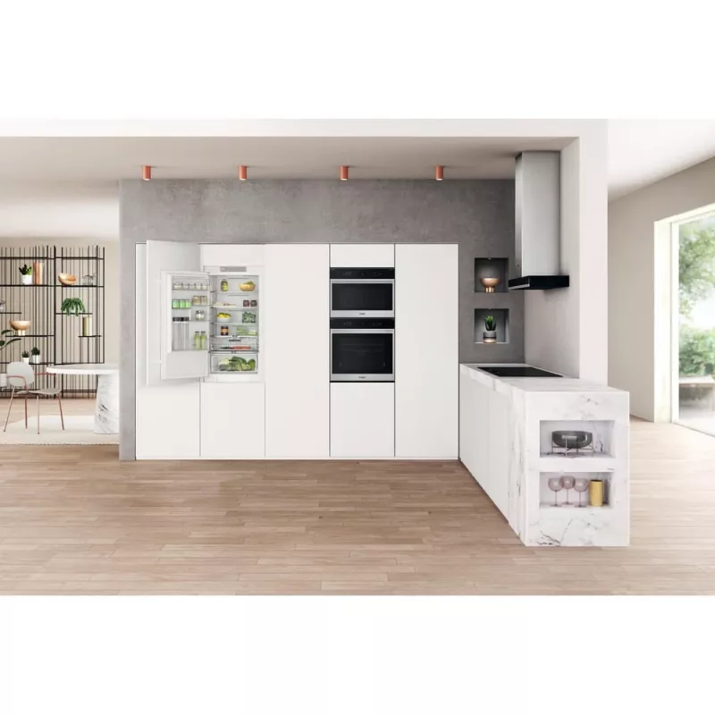 Frigorífico encastrável Whirlpool WHC18 T322 250 L
