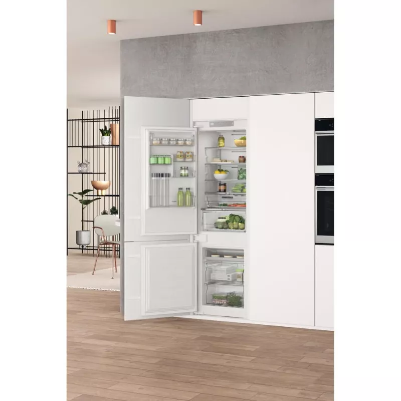 Frigorífico encastrável Whirlpool WHC18 T322 250 L