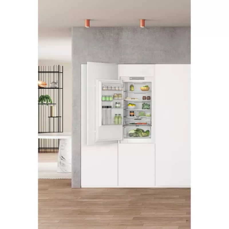 Frigorífico encastrável Whirlpool WHC18 T322 250 L