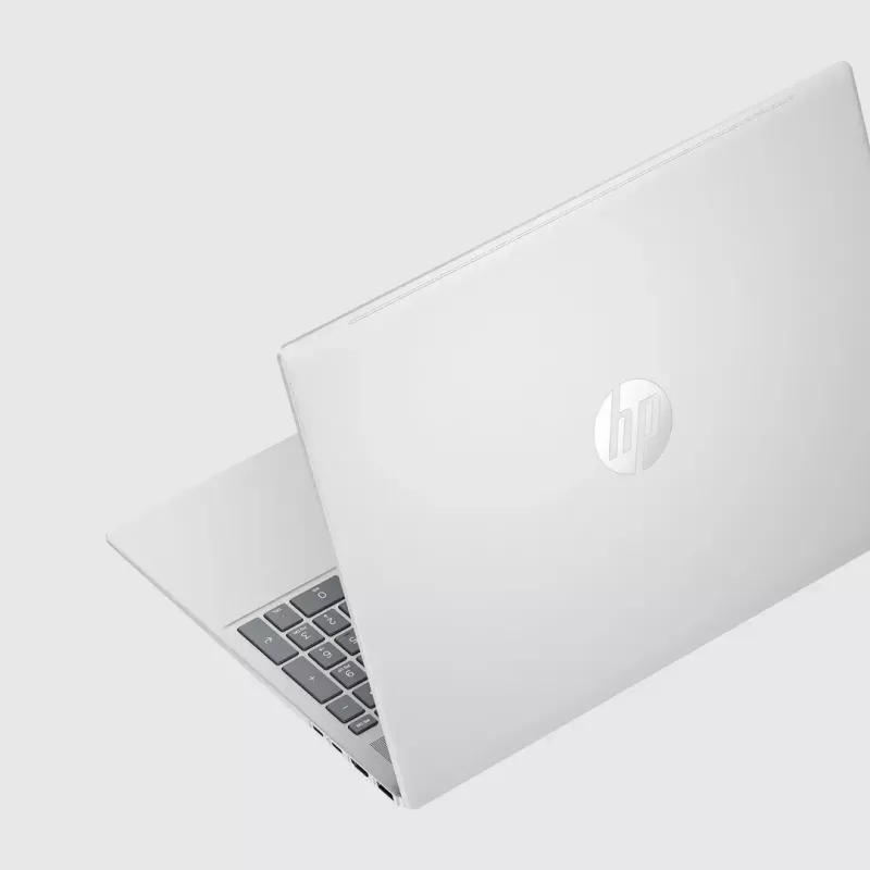 Portátil HP Pavilion 16-ag0007nw — AMD Ryzen 5 8540U, 16 polegadas WUXGA, 16 GB RAM, 512 GB SSD, Windows 11 Home, prateado