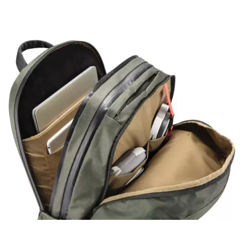 Mochila de viagem XD-Design Bobby Explore verde em polietileno tereftalato PET