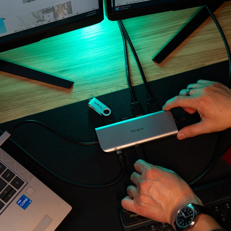 Targus Dock móvel de vídeo duplo com 140W EPR Pass-Thru, com fios, USB 3.2 Gen 2 (3.1 Gen 2) Type-C, 140 W, 1000 Mbit/s, cinzento, 10 Gbit/s