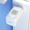 FRITZ Smart Thermo 302 termostato (interior), branco, controlo por botões, pilha AA, 51×51×90 mm