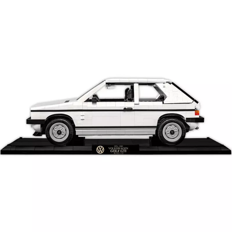 Maquete à escala 1:12 Cobi Volkswagen Golf GTI 1976–1983 Executive Edition — réplica detalhada para montar