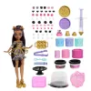 Monster High Scary Sweet Birthday Cake Kit com boneca Clawdeen Wolf e mais de 20 acessórios de decoração