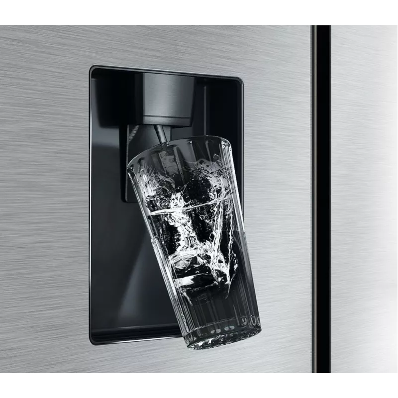 Frigorífico side-by-side Hisense RF632N4WFE de instalação livre 485 L preto