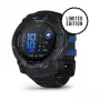 Garmin Instinct 3 AMOLED smartwatch, 50 mm, Black/Bolt Blue, bracelete de silicone (010-03020-03)
