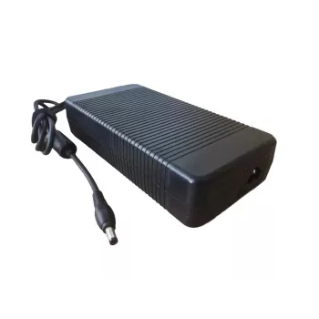 CoreParts MBA1398 Fonte de alimentação preto