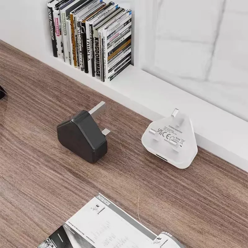 Carregador móvel CoreParts MBXUSB-AC0017 universal preto AC interior