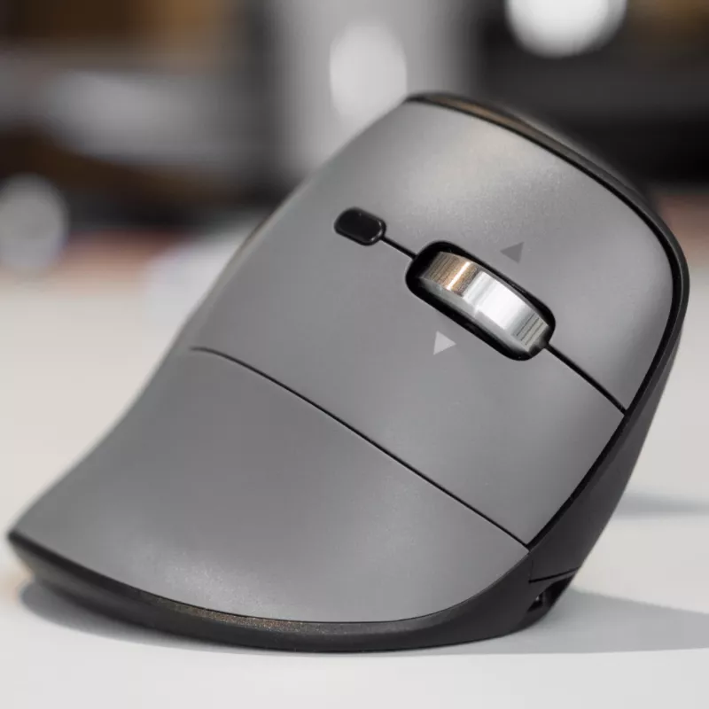 Rato BakkerElkhuizen FastForward Pro, destro, design vertical, ótico, RF Wireless + Bluetooth + USB Type-C, 5000 DPI, preto, cinzento